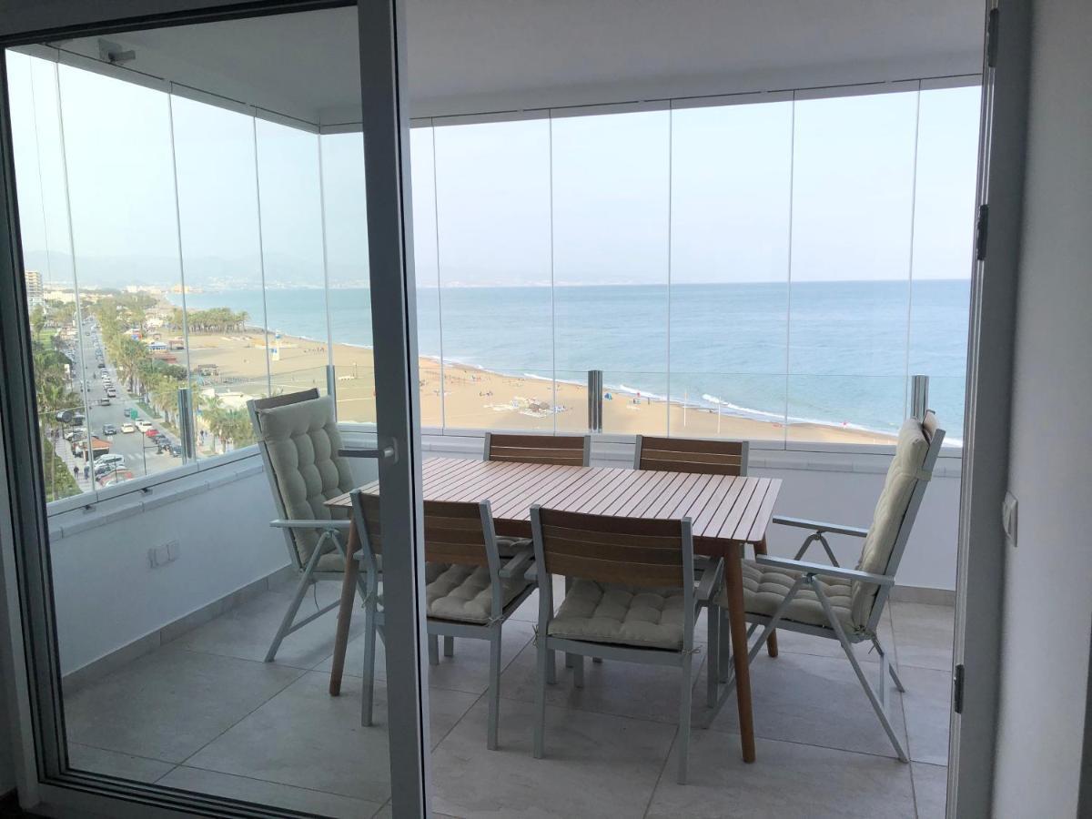 Magnifique Appartement Avec Une Incroyable Vue Sur Mer Torremolinos Esterno foto
