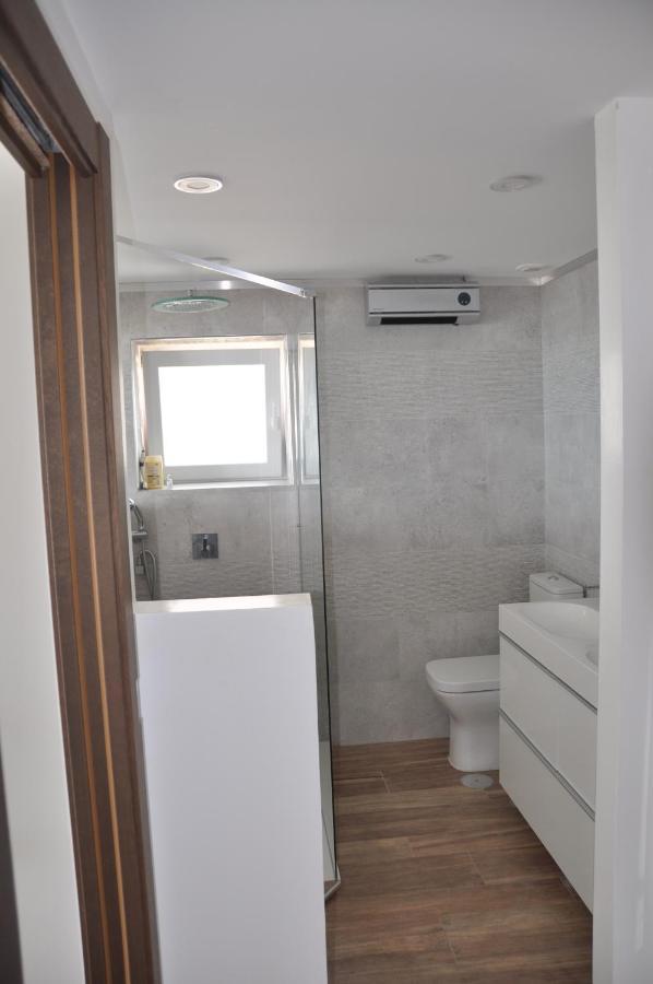 Magnifique Appartement Avec Une Incroyable Vue Sur Mer Torremolinos Esterno foto